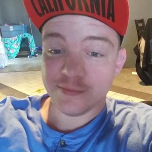 Meet your Posher, Levi